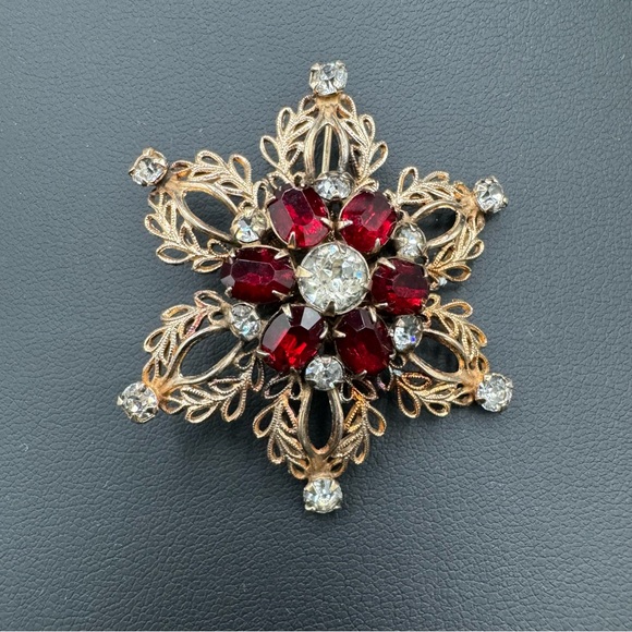 Vintage 1940 Signed Scitarelli Ruby Rhinestone Filigree Snowflake Pendant Brooch - Picture 3 of 13